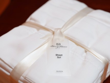 Eucalyptus signature Sheet Set - White